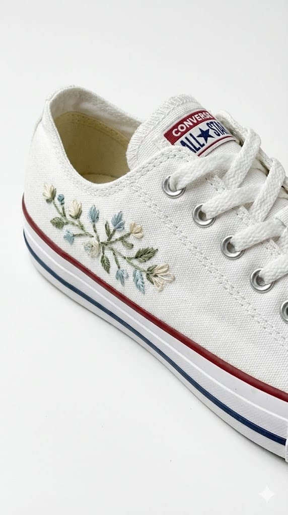 All Star Chuck Taylor Cano Baixo Casal Floral (tênis incluso) - Bordado artesanal feito à mão