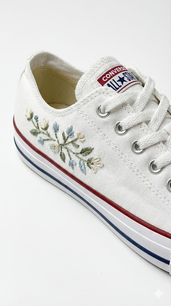 All Star Cano Baixo Floral - Bordado artesanal feito à mão - all star, cano baixo