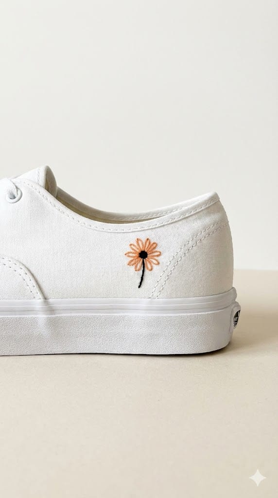Vans Authentic Flor Laranja - Bordado artesanal feito à mão - vans, floral